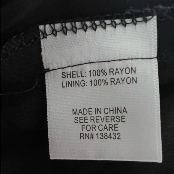 ModCloth Black And White Polka Dot A-Line Skirt Size XS Retro Flare - Picture 10 of 10